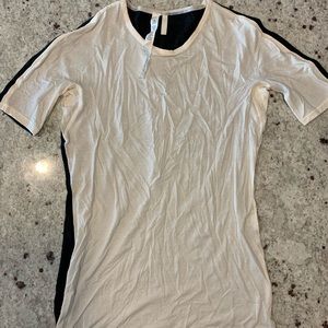 Never worn Lululemon short sleeve